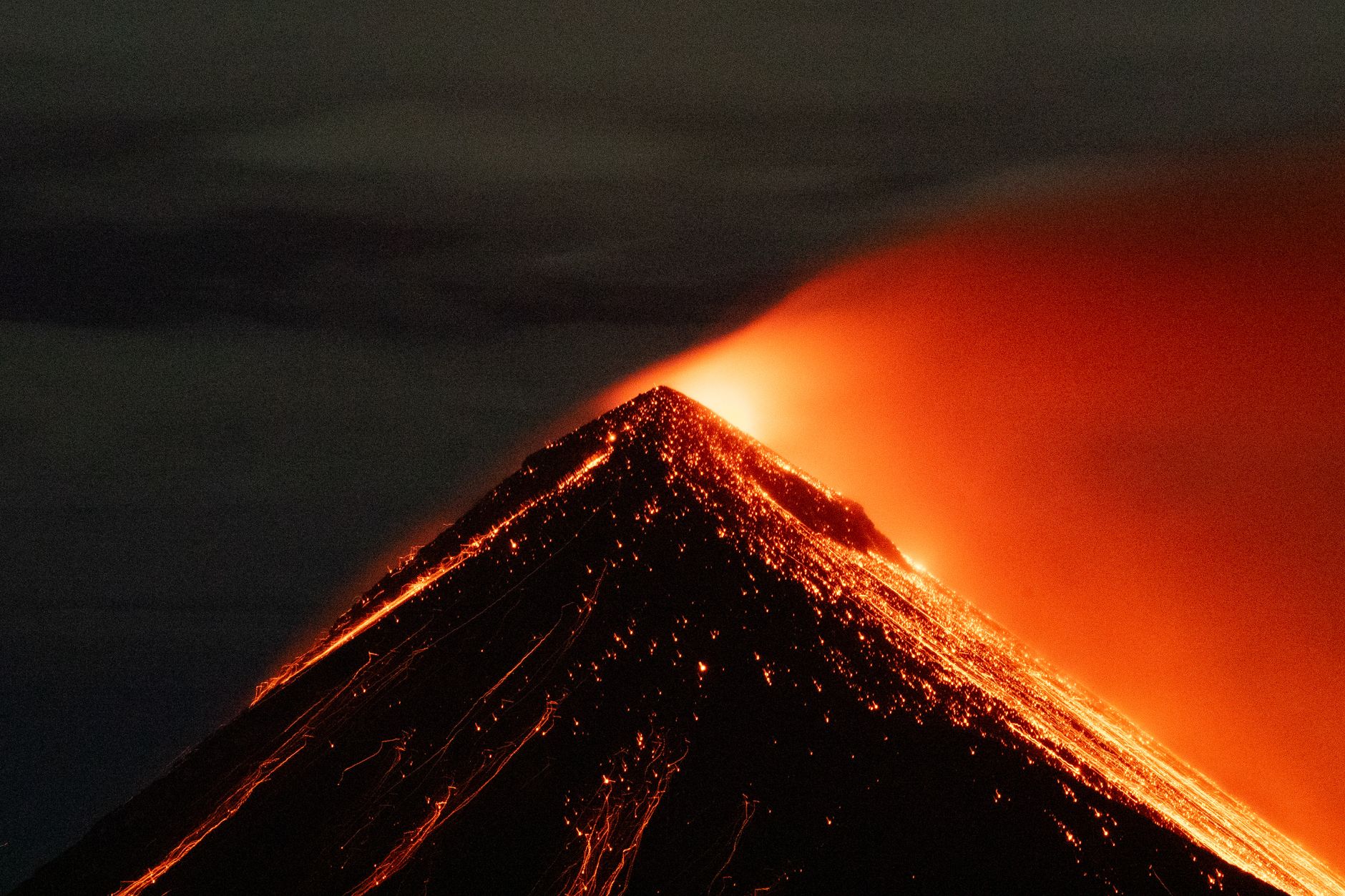 Overnight Acatenango volcano hike with views of erupting Volcán de Fuego