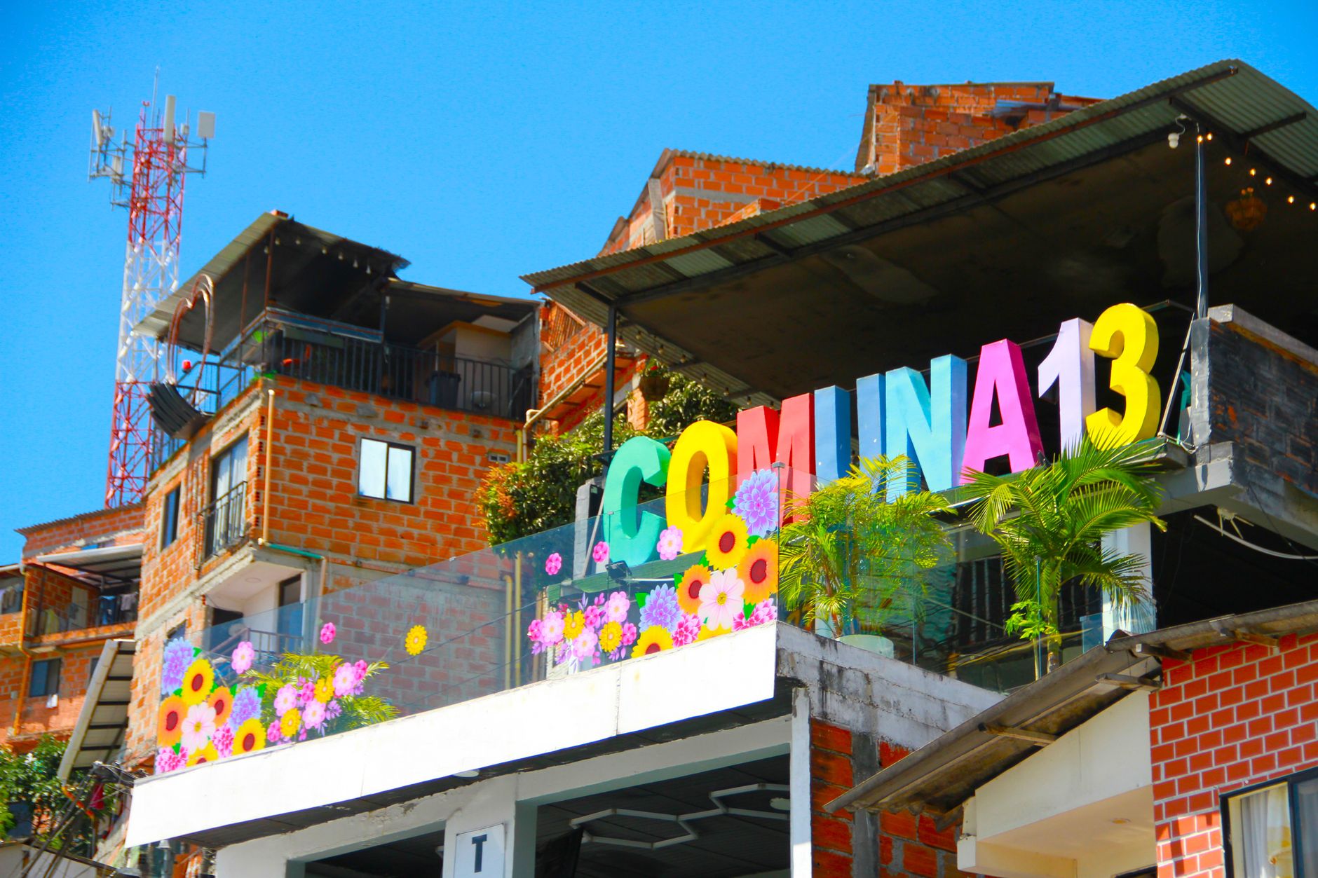 Comuna 13 and its street art
