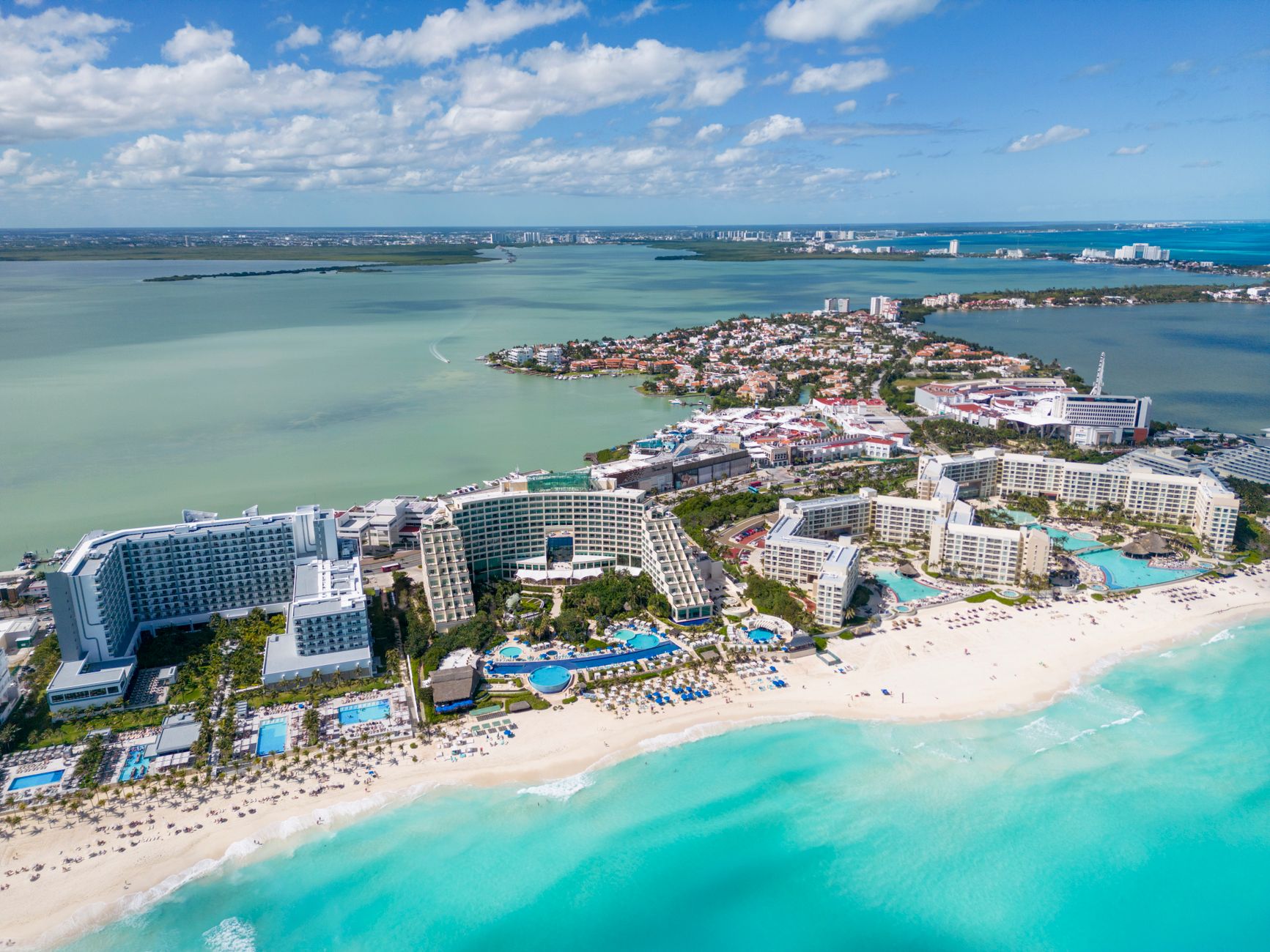 All-inclusive resorts, wall to wall
